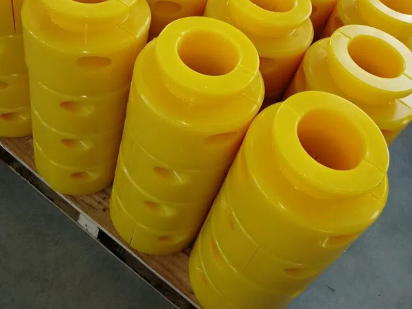 Polyurethane submarine cable protection tube